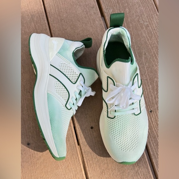 🍀🍏Tory Burch Sock Runner Sneaker size 8 like new🍏🍀 - Picture 6 of 10